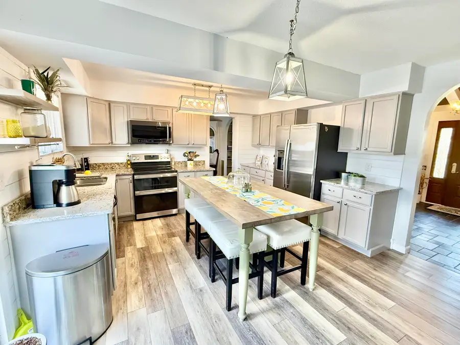 201 Oak Valley Drive, Somerset, KY 42503 - Image #2