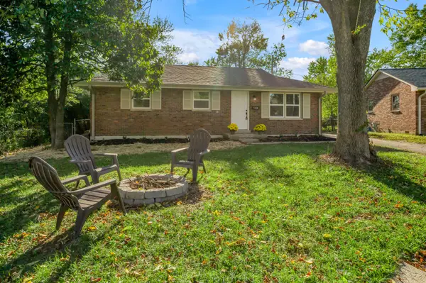 1308 Versie Court, Lexington, KY 40517