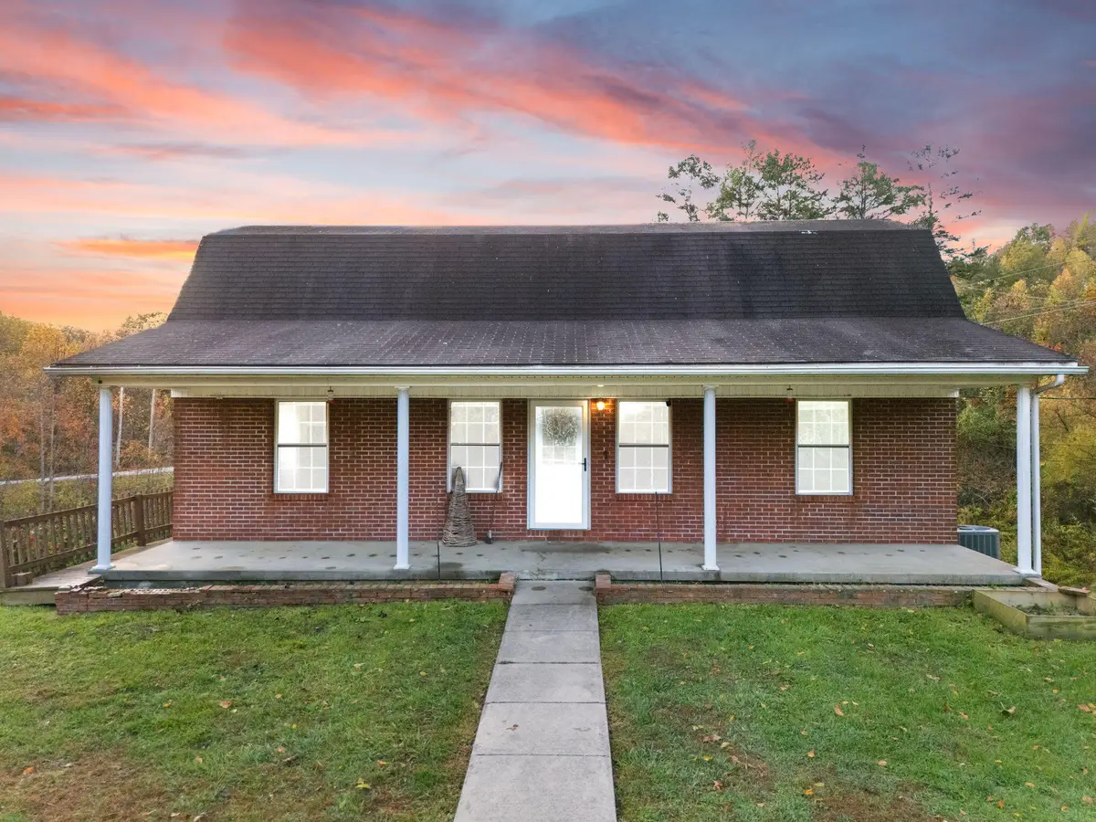 2137 Old State Hwy 11, Beattyville, KY 41311 - Image #1