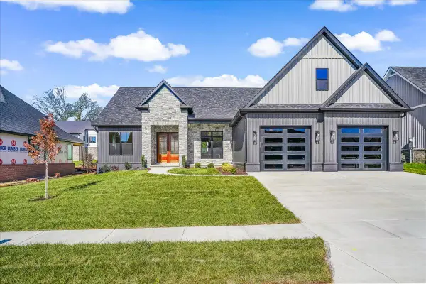 729 Azalea Lane, Versailles, KY 40383