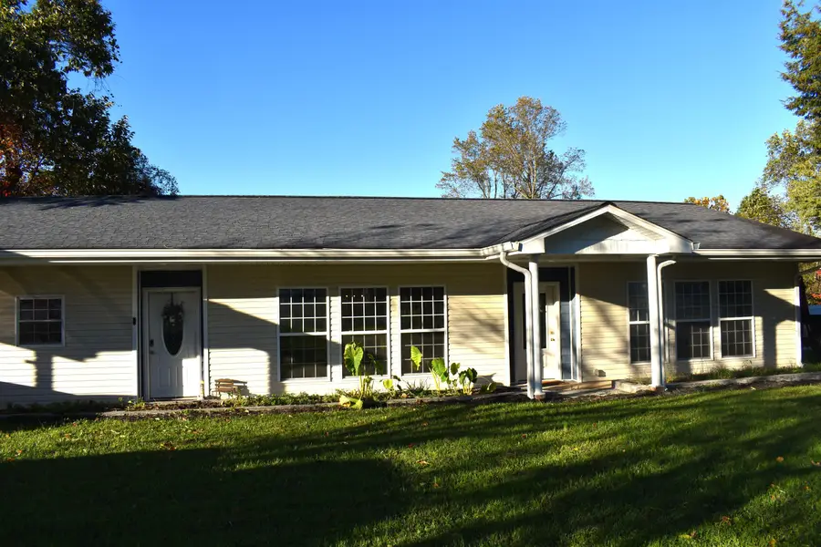 140 Chasteen Drive, Middlesboro, KY 40965 - Image #2