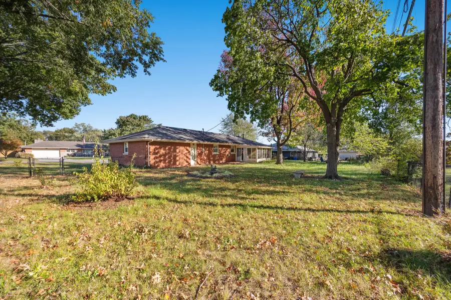 1600 Atlanta Drive, Lexington, KY 40505 - Image #2