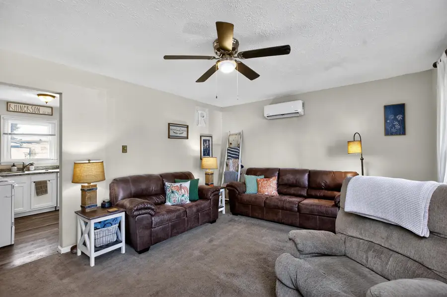 199 Dunroven Road, Versailles, KY 40383 - Image #3