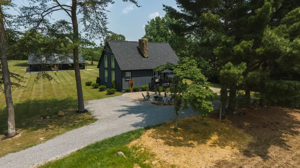 1022 Robertson Road, Russell Springs, KY 42642 - Image #1