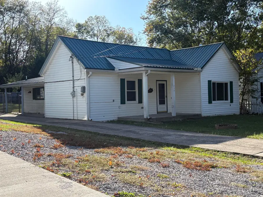 255 W Higgins Street, Midway, KY 40347 - Image #3