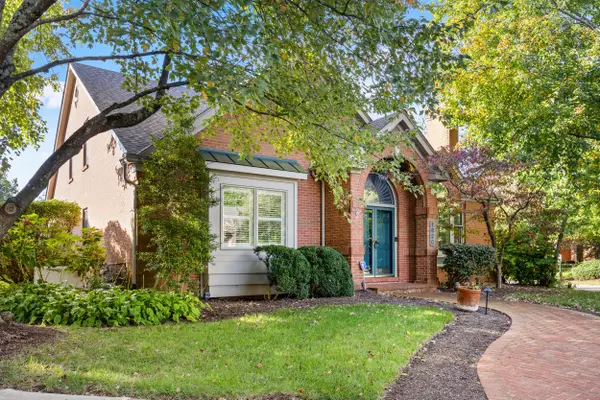 1820 St Ives Circle, Lexington, KY 40502