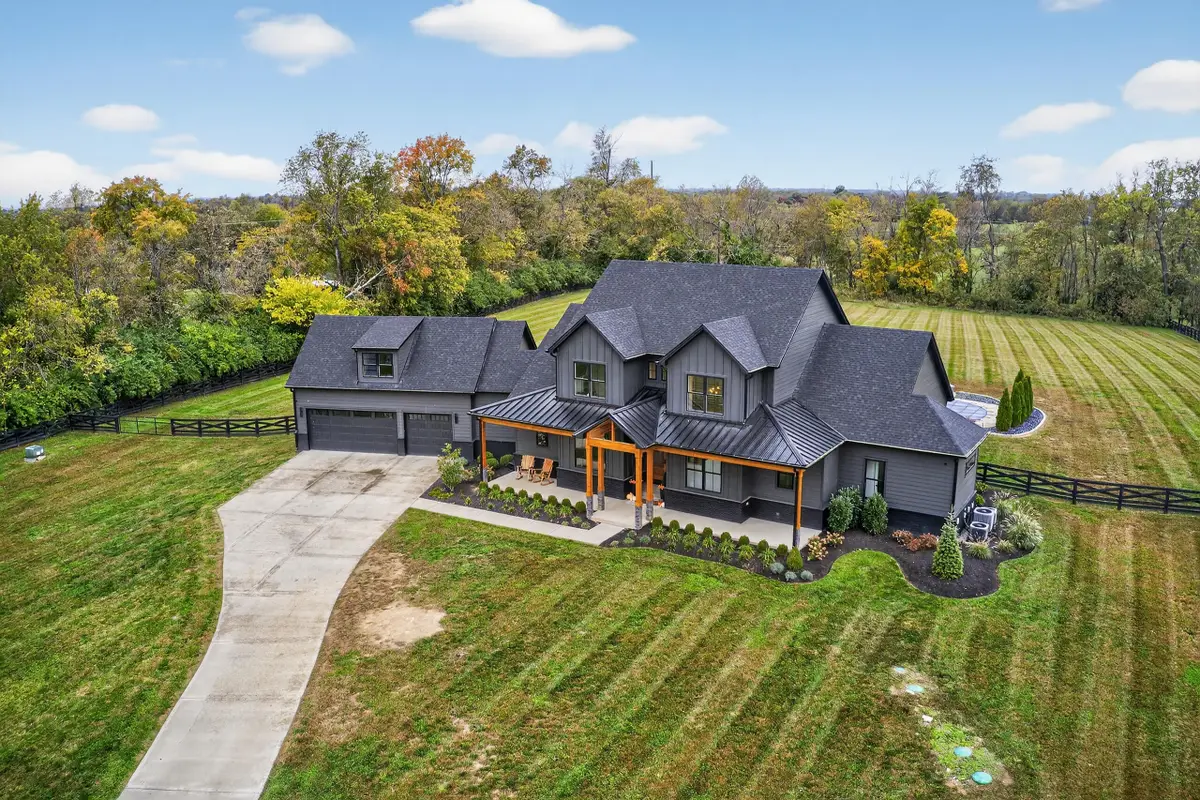 5039 Combs Ferry Road, Winchester, KY 40391 - Image #1