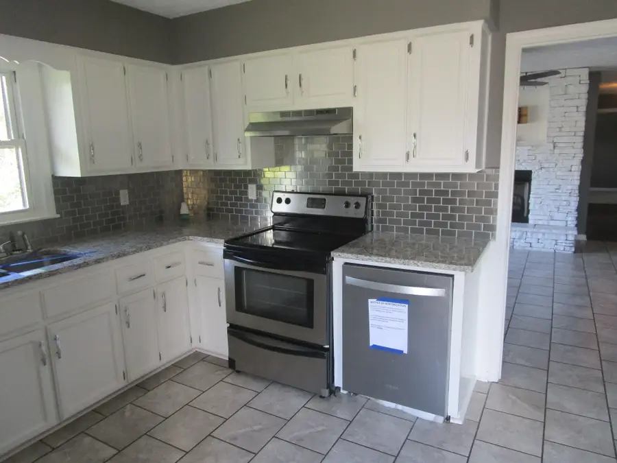 140 Halls Gap Estates Road, Stanford, KY 40484 - Image #2