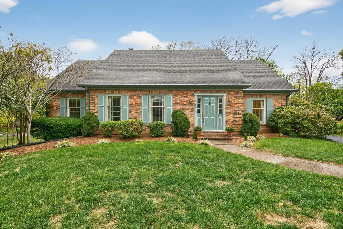 3350 Pimlico Parkway, Lexington, KY 40517 - #1