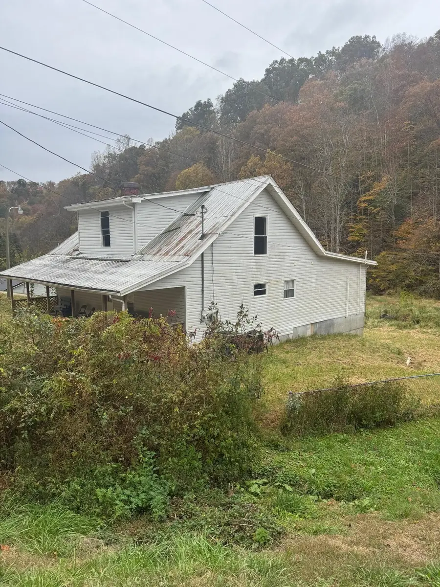 307 Ky Rt 1750, Prestonsburg, KY 41653 - Image #3