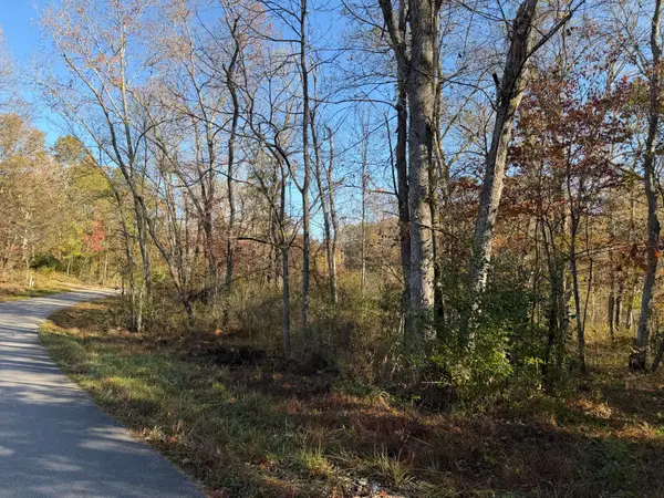 364 S Begley Road, McKee, KY 40447