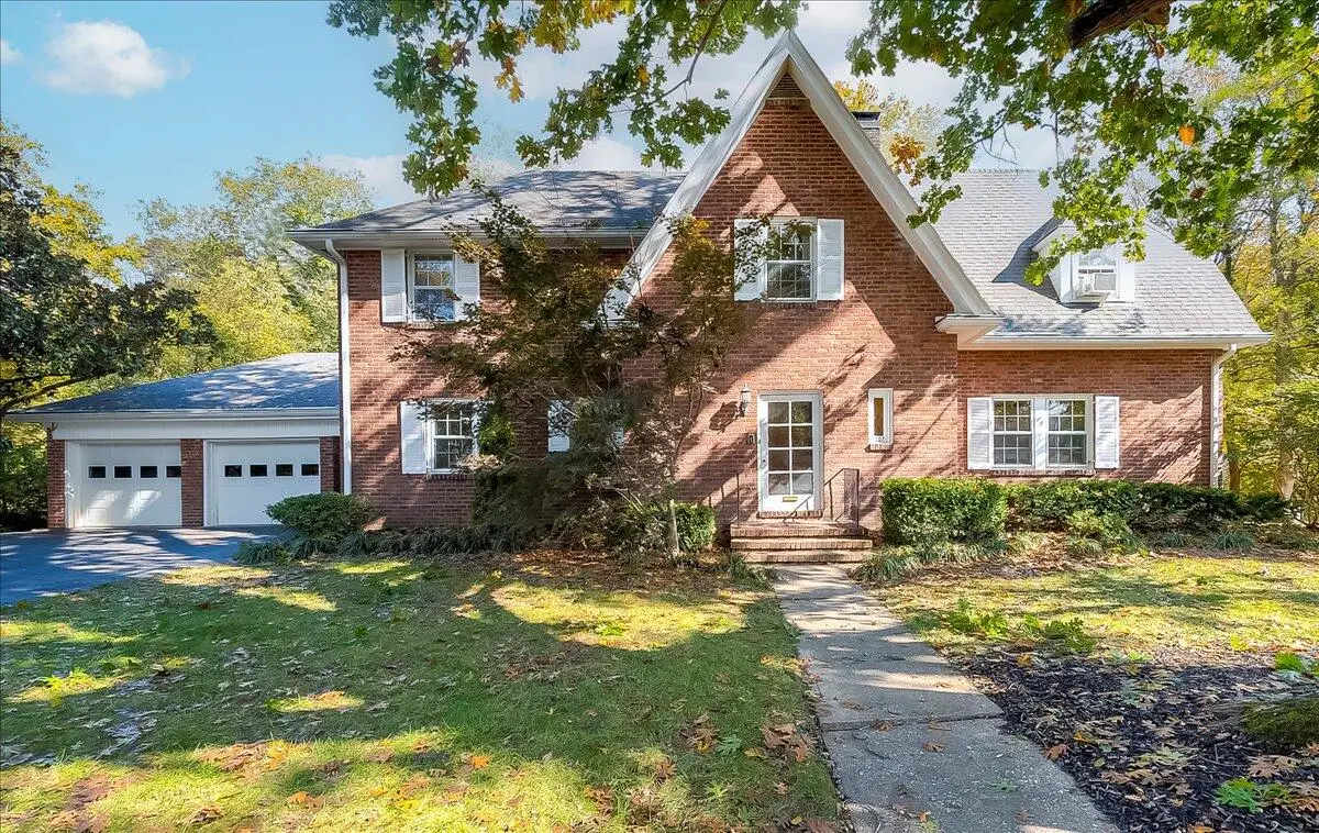 207 Paul Sawyier Drive, Frankfort, KY 40601 - Image #1