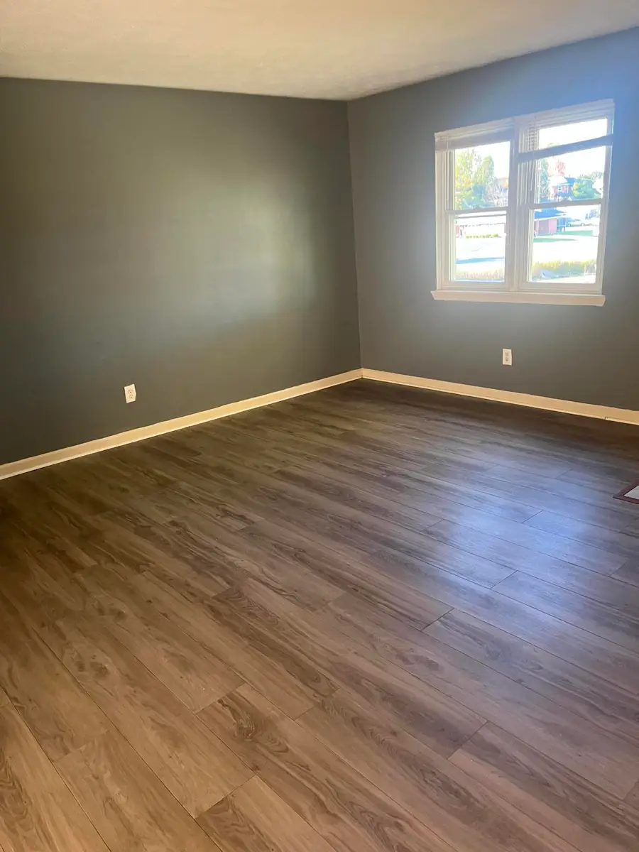 104-106 E Jefferson Avenue, Danville, KY 40422 - Image #3