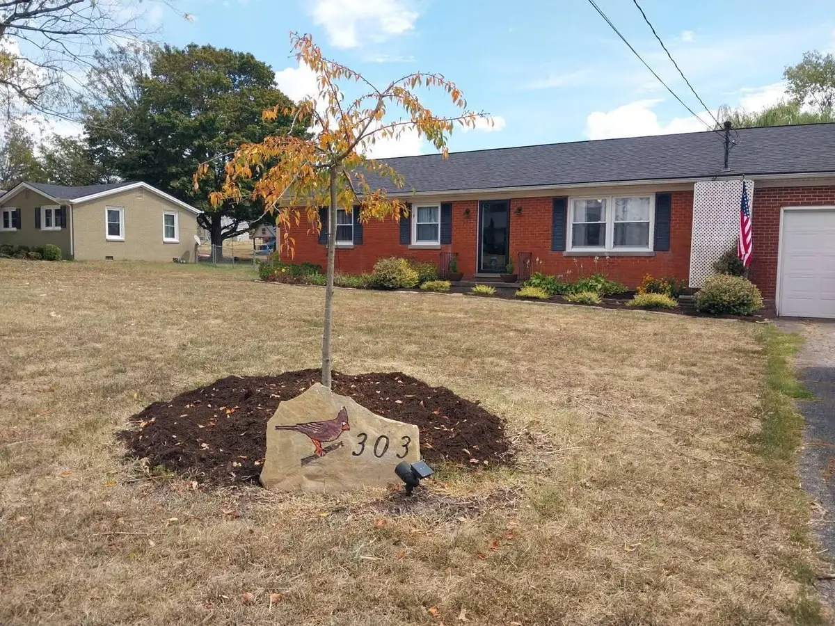 303 Pleasant Hill Drive, Harrodsburg, KY 40330 - Image #1