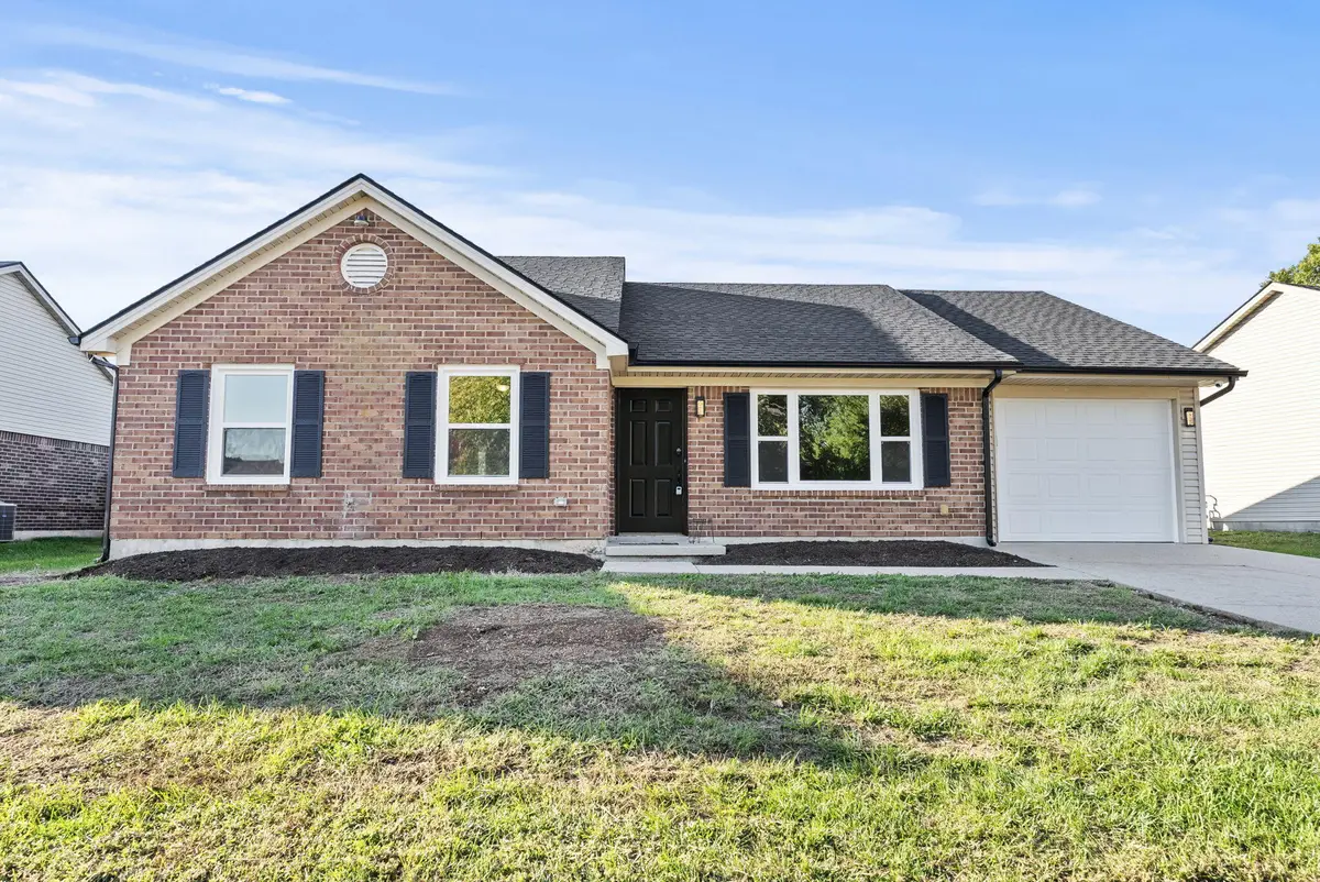 232 Chestnut Lane, Versailles, KY 40383 - Image #1