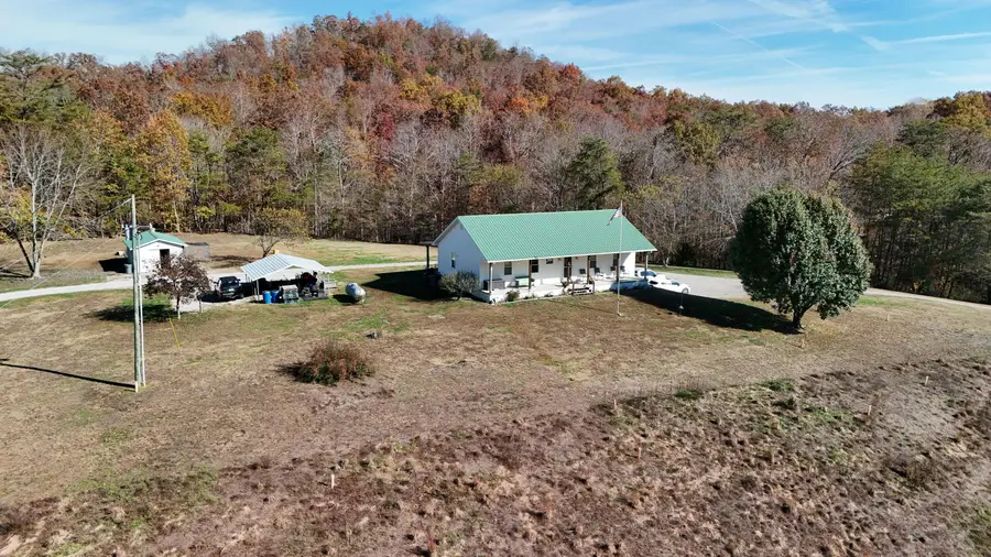 286 E Doe Creek Road, Liberty, KY 42539 - Image #2