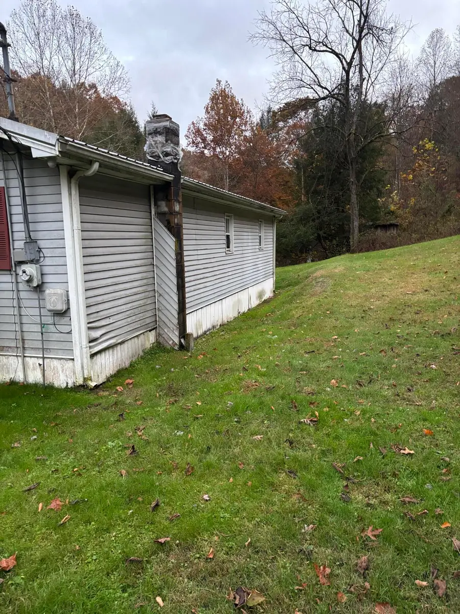 1599 Buckeye Branch Road, Flat Lick, KY 40935 - Image #2