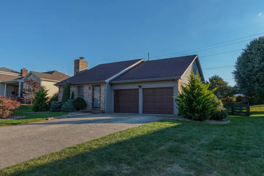 105 Bradford Court, Richmond, KY 40475 - Image #2