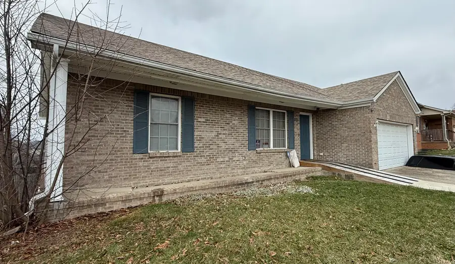 221 Woodview Drive, Nicholasville, KY 40356 - Image #3