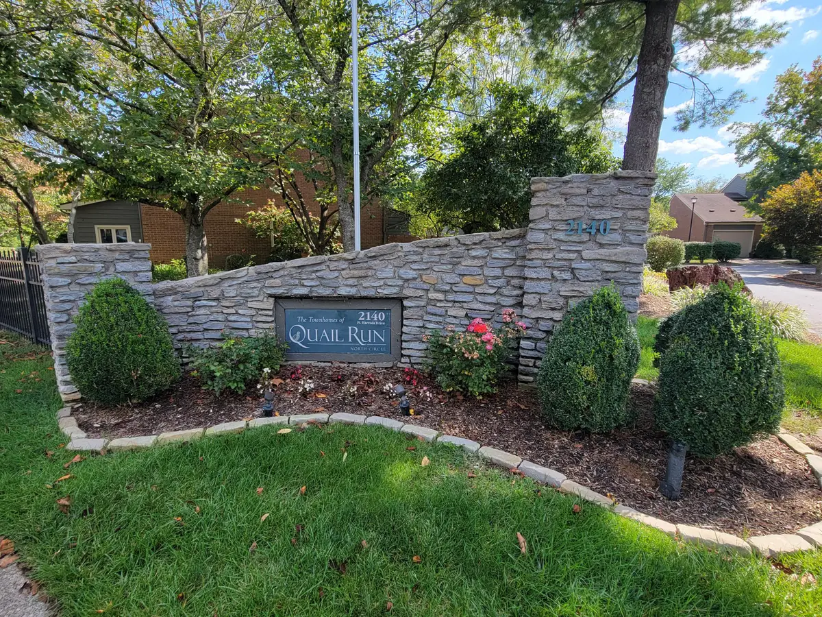 2140 Fort Harrods Drive #19, Lexington, KY 40513 - Image #1