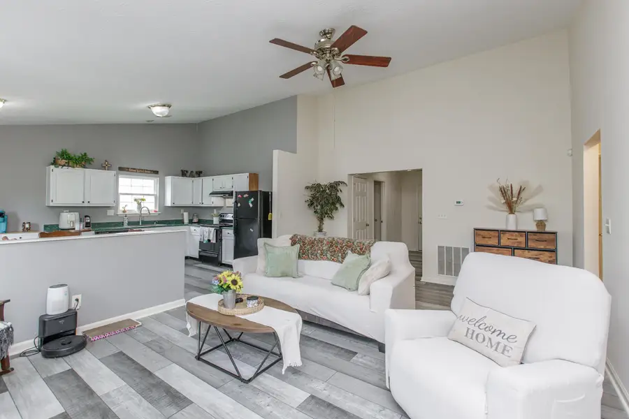 4026 Briar Creek Drive, Lawrenceburg, KY 40342 - Image #3