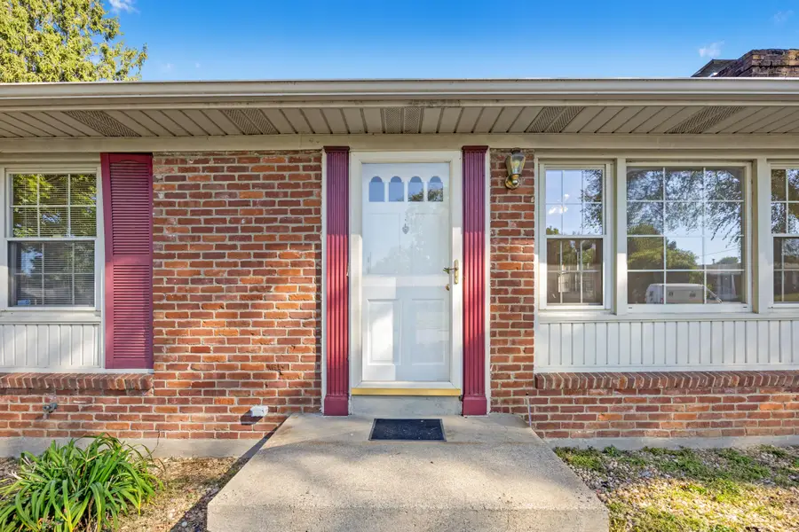 757 Sandpiper Court, Lexington, KY 40505 - Image #2