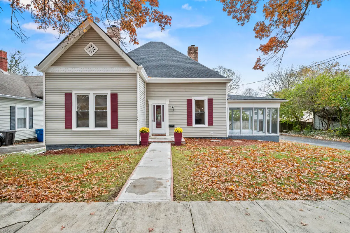 115 College Street, Winchester, KY 40391 - #1