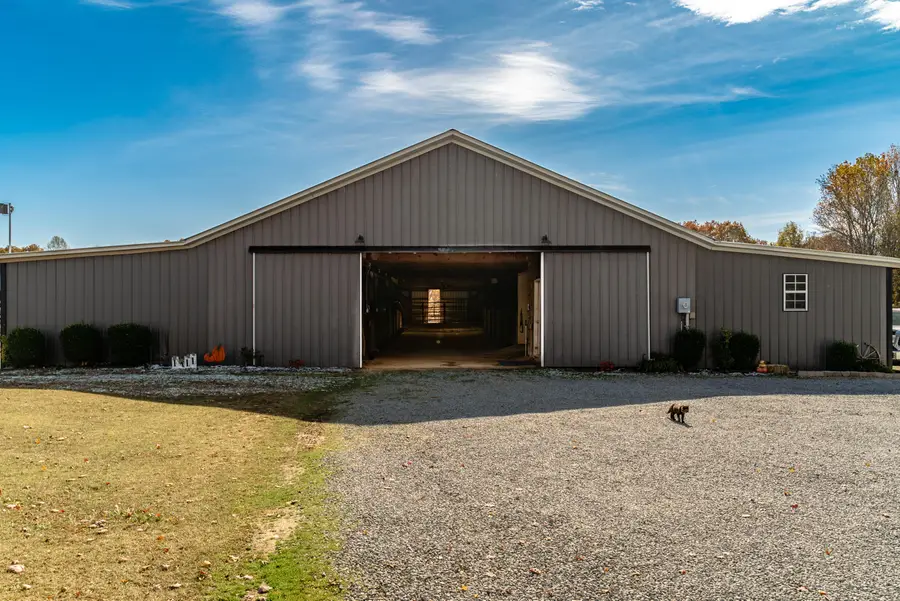 441 Knobview Road, Russell Springs, KY 42642 - Image #2