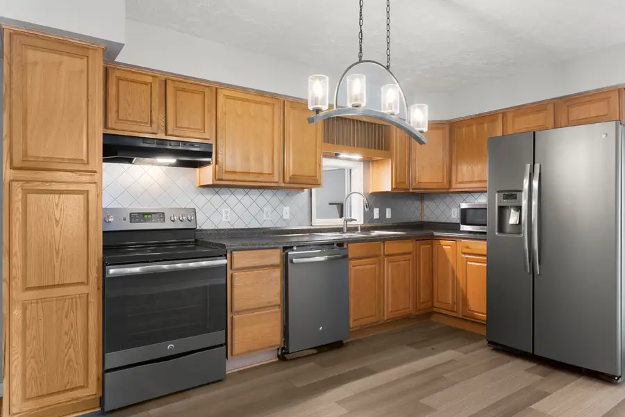 152 Roxanne Street, Clearfield, KY 40313 - Image #2