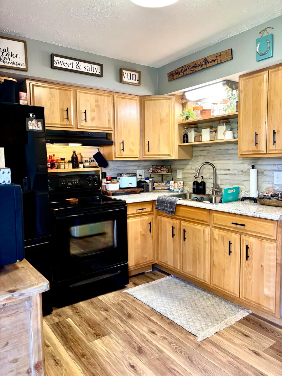 537-539 Anniston Drive, Lexington, KY 40505 - Image #2