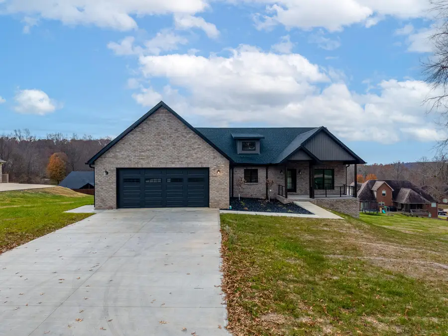 382 Woods Edge Drive, Somerset, KY 42503 - Image #2