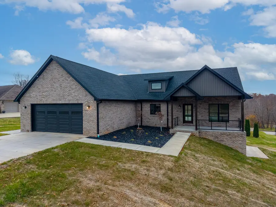 382 Woods Edge Drive, Somerset, KY 42503 - Image #3