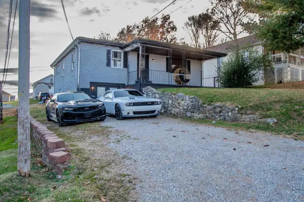 205 E 4th Street, Grayson, KY 41143