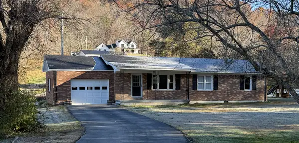 1912 Caudill Road, Stanton, KY 40380