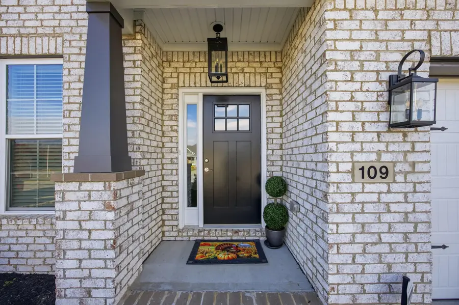 109 Blackthorn Drive, Nicholasville, KY 40356 - Image #2