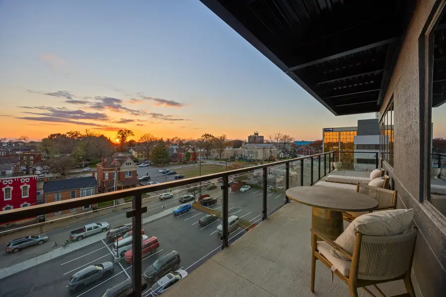 106 W Vine #705, Lexington, KY 40507 - Image #3