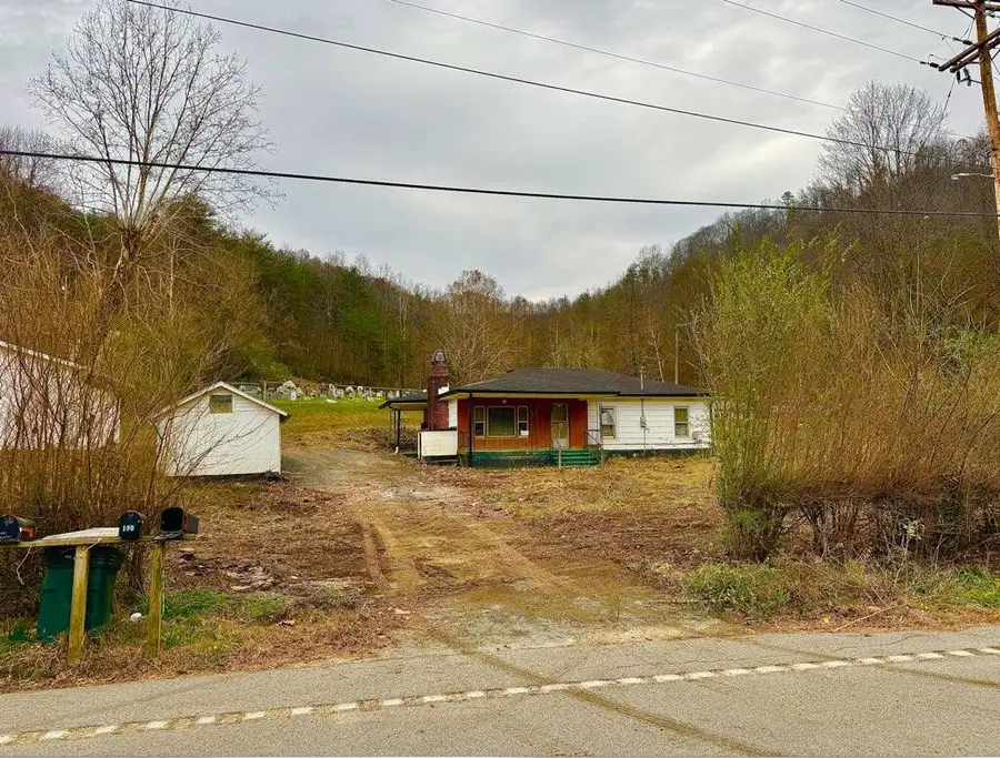 8288 Highway 476, Clayhole, KY 41317 - Image #2