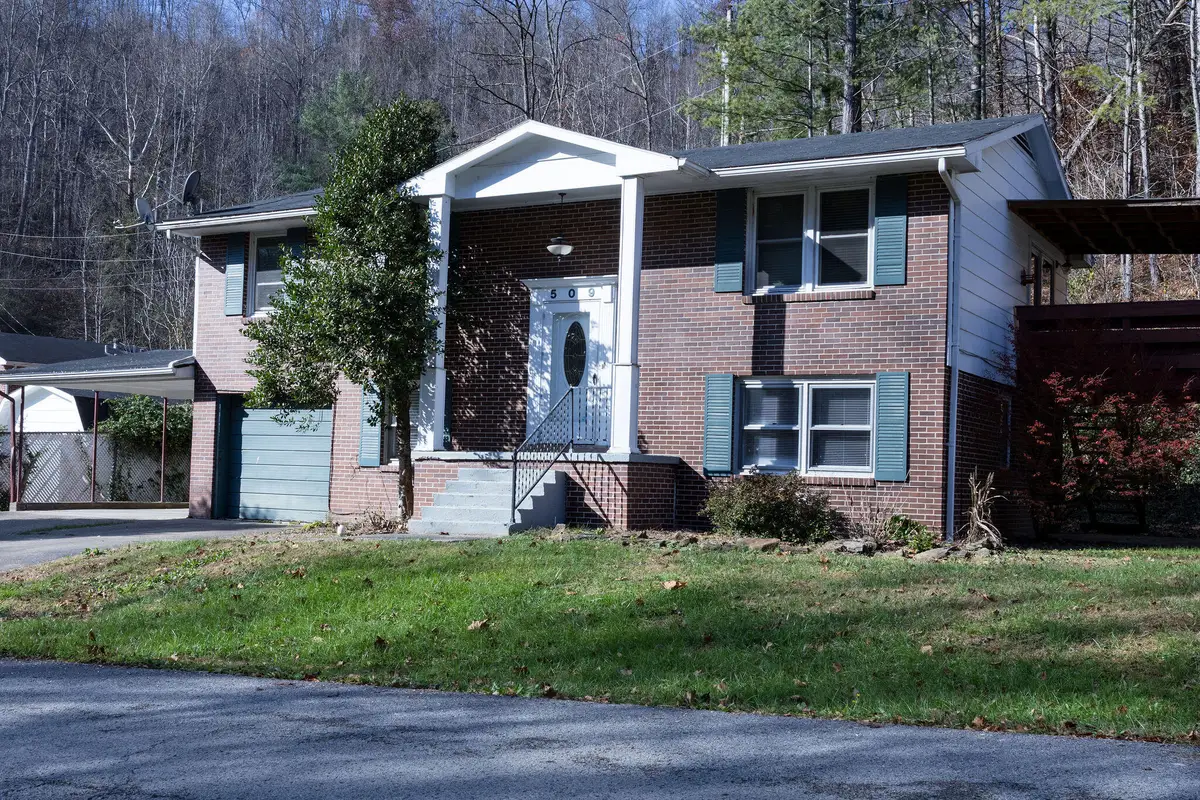 509 William Henry Dixon Boulevard, Paintsville, KY 41240 - Image #1