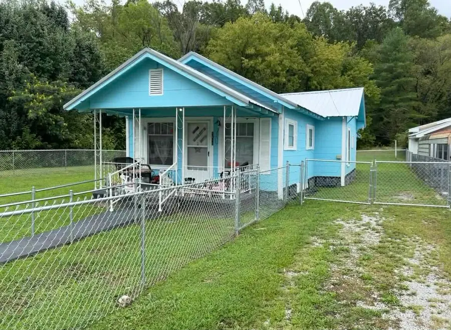 1213 Ky-219, South Wallins, KY 40873 - Image #2