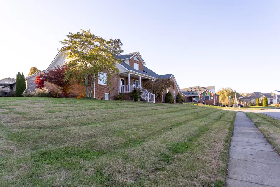 595 Earlymeade Drive, Winchester, KY 40391 - Image #2
