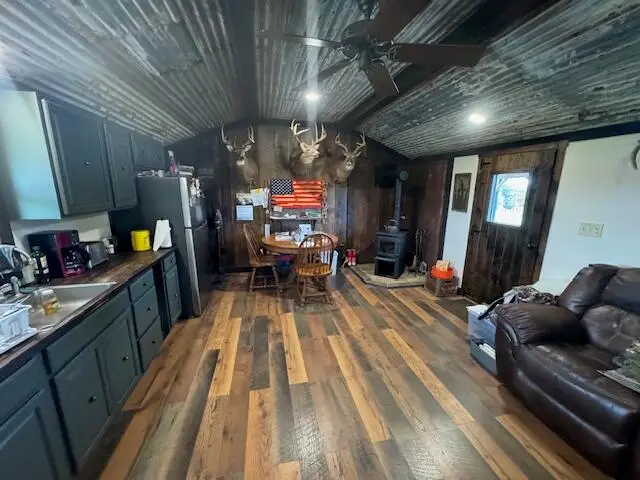 10082  Ky 57, Tollesboro, KY 41189 - Image #3