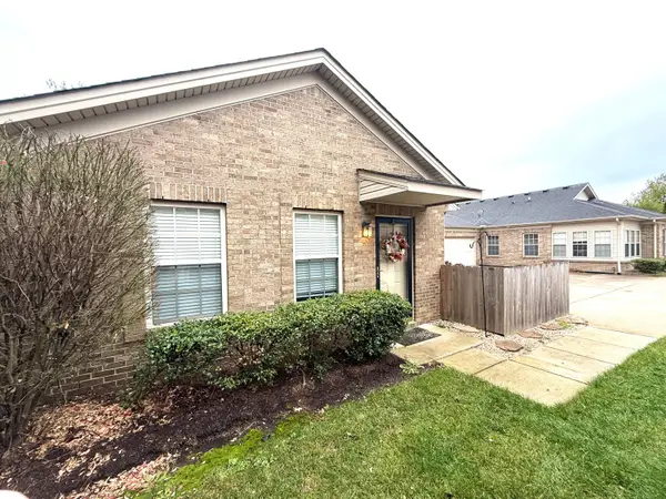 520 Goldon Trophy Trail, Lexington, KY 40514