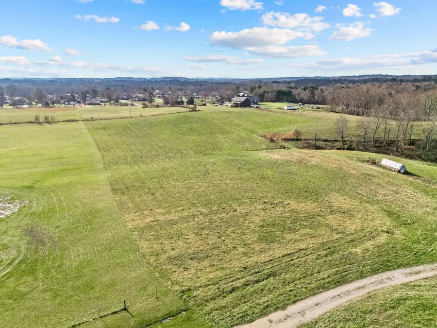 9999 Galaxy Drive, London, KY 40744 - Image #2