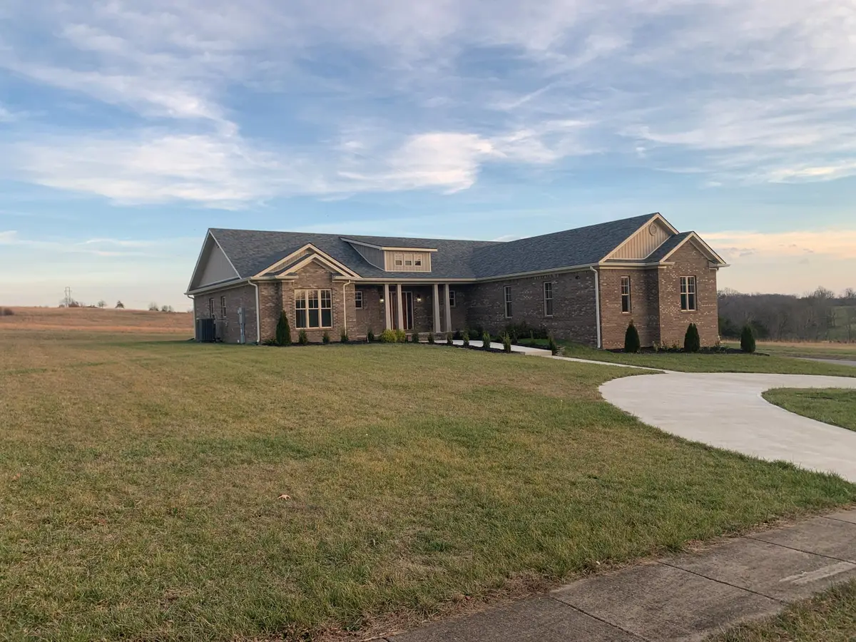 112 Retreat Road, Danville, KY 40422 - Image #1