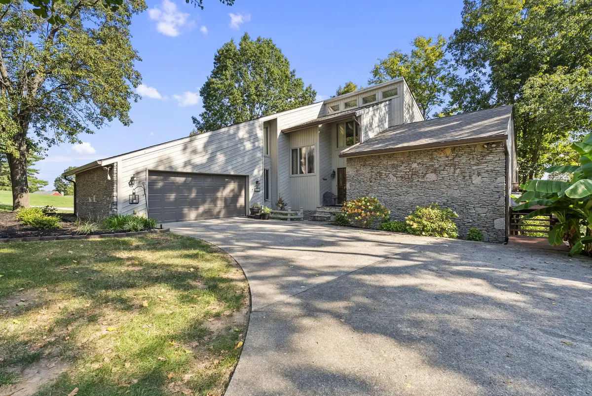 285 Beams Drive, Harrodsburg, KY 40330 - Image #1