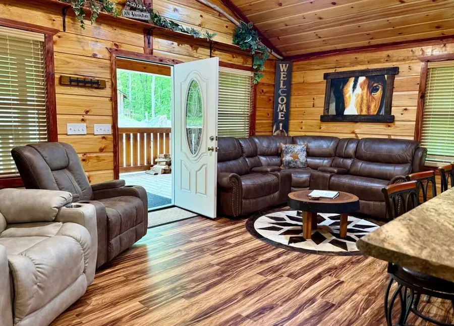 301 Otter Creek Road, Strunk, KY 42649 - Image #3