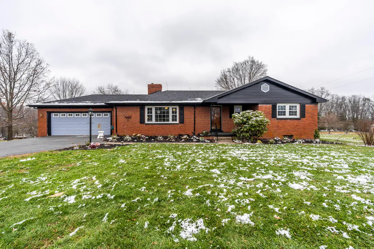 803 Clintonville Road, Paris, KY 40361 - Image #1