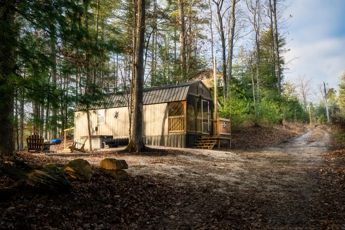 280 Pine Forest Park Road, Campton, KY 41301 - Image #1