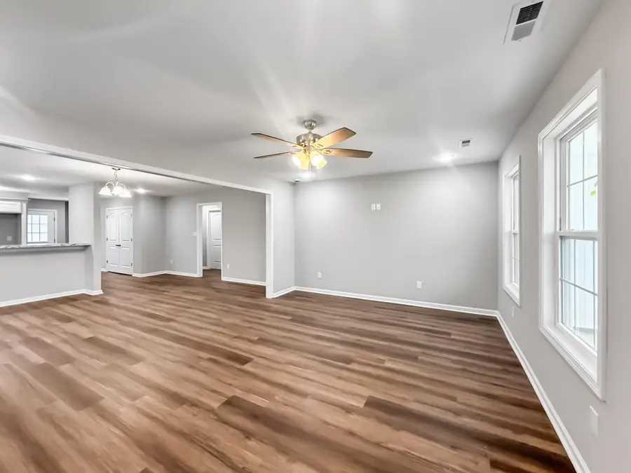 203 Charles Carr Drive, Harrodsburg, KY 40330 - Image #2