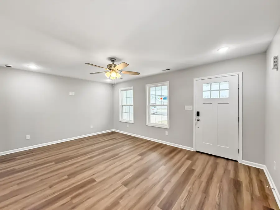 203 Charles Carr Drive, Harrodsburg, KY 40330 - Image #3